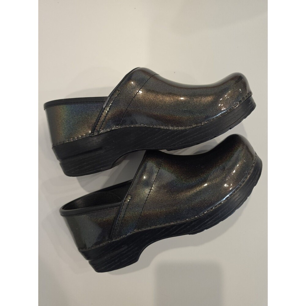 Dansko Clogs Iridescent Green Sz 39